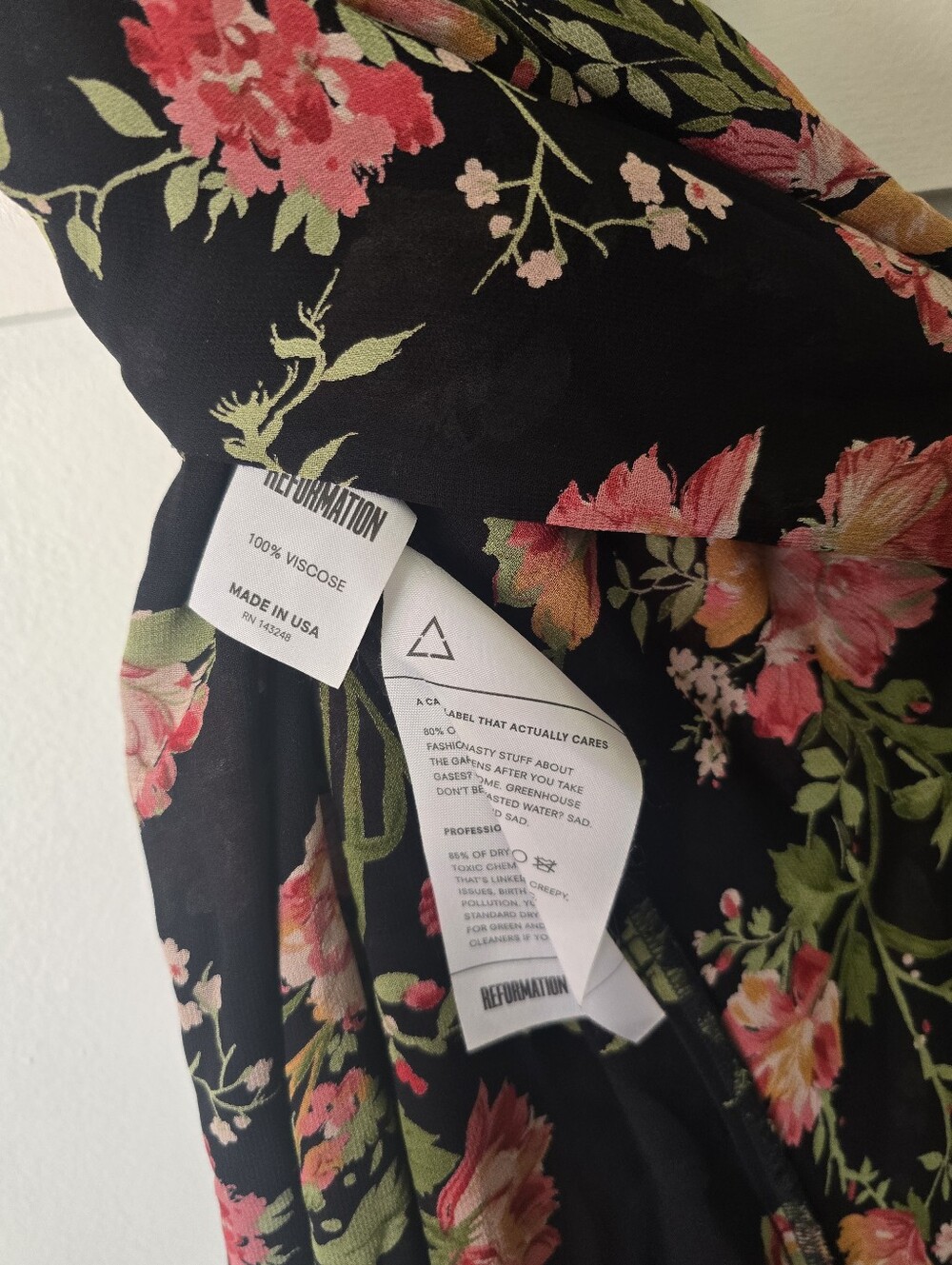 Reformation Laura Maxi Floral Wrap Dress - Small - Black - Picture 6 of 7